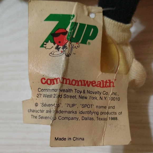 Vintage 1988 7UP on The Spot Red Plush Toy - Picture 2 of 3